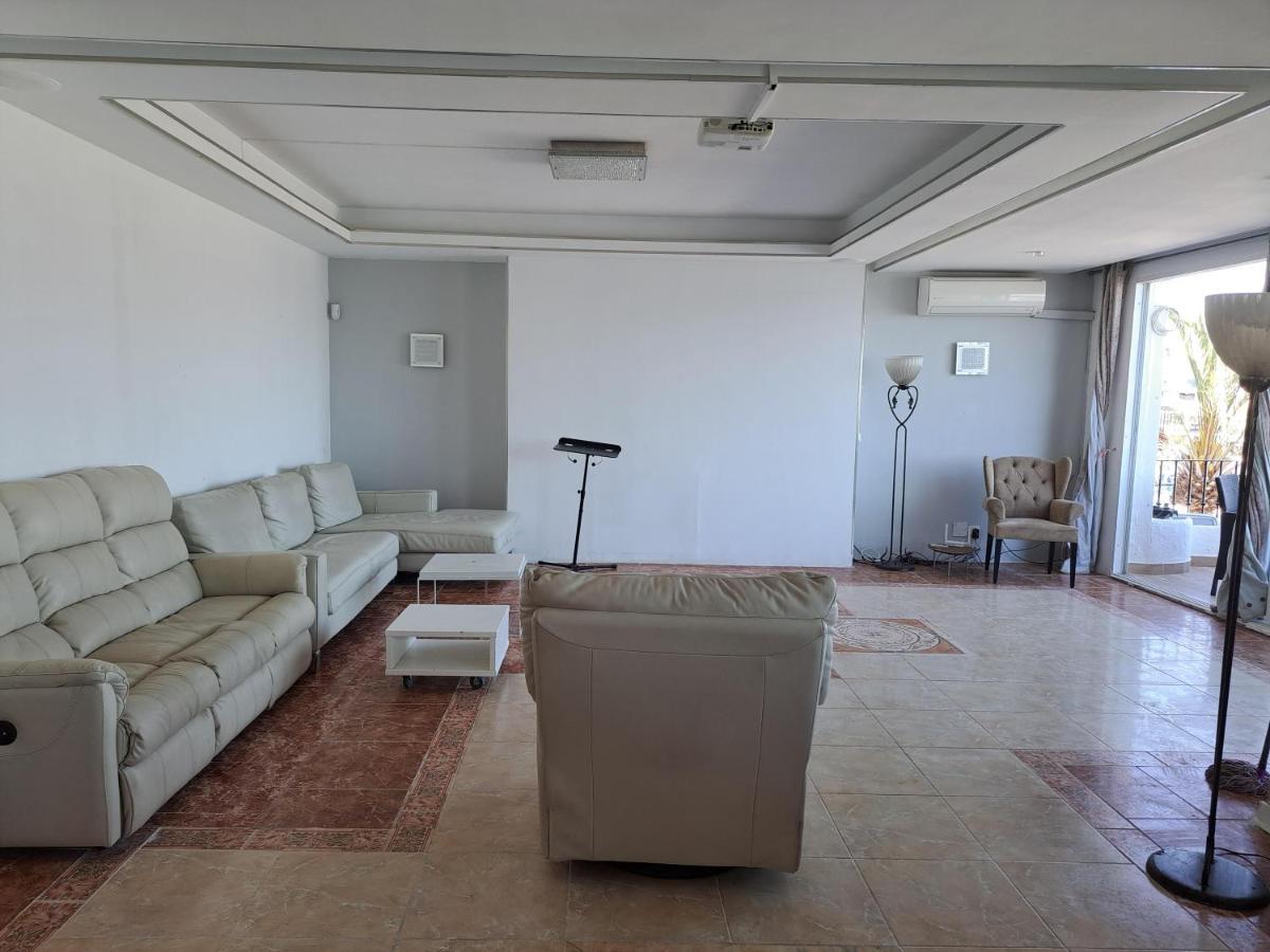 Private Suites In Huge Penthouse 1St Line Puerto Banus, Incredible Views, Jacuzzis Marbella Exterior foto